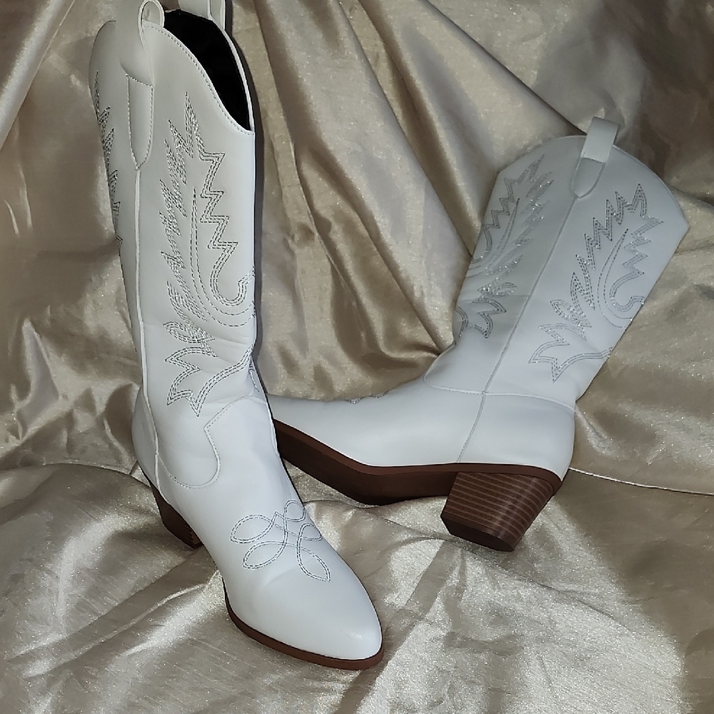 White Western Mid-Calf Embroidered Boots, Size (39) 8-8.5, $35